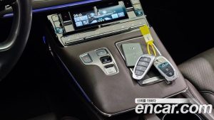 Hyundai Grandeur Exclusive 2021 года из Южной Кореи