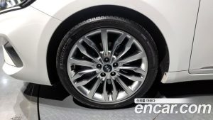 Kia K7 2.5 GDI Noblesse 2020 года из Южной Кореи