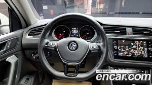 Volkswagen Tiguan 2.0 TDI Prestige 2020 года из Южной Кореи