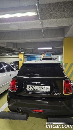 Mini Cooper DEFAULT 2020 года из Южной Кореи