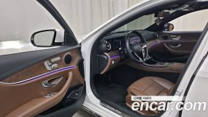 Mercedes-Benz E-Class E250 Exclusive 2021 года из Южной Кореи