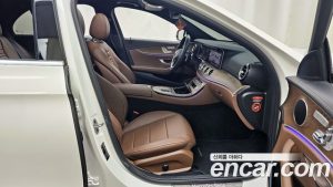 Mercedes-Benz E-Class E250 Exclusive 2021 года из Южной Кореи