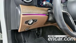 Mercedes-Benz E-Class E250 Exclusive 2021 года из Южной Кореи