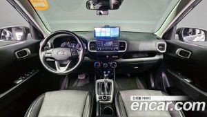 Hyundai Venue 1.6 Smart 2020 года из Южной Кореи