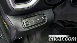 Hyundai Venue 1.6 Smart 2020 года из Южной Кореи