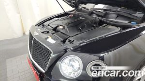 Bentley Bentayga 4.0 V8 2020 года из Южной Кореи