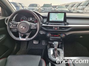 Kia K3 5Door GT Signature 2021 года из Южной Кореи