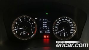 Hyundai Venue 1.6 Flux 2020 года из Южной Кореи