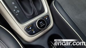 Hyundai Venue 1.6 Flux 2020 года из Южной Кореи