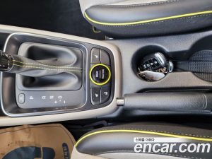 Hyundai Venue 1.6 Flux 2020 года из Южной Кореи