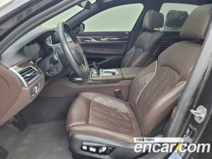 BMW 7-Series 745e i퍼포먼스 Design Pure Excellence 2021 года из Южной Кореи