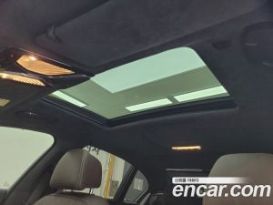 BMW 7-Series 745e i퍼포먼스 Design Pure Excellence 2021 года из Южной Кореи