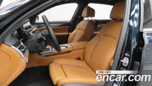 BMW 7-Series 740Li xDrive Design Pure Excellence 2020 года из Южной Кореи
