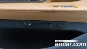 BMW 7-Series 740Li xDrive Design Pure Excellence 2020 года из Южной Кореи