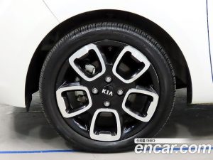 Kia RAY Signature 2021 года из Южной Кореи