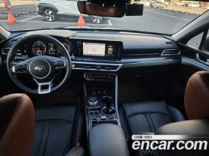 Kia K5 2.0 2020 года из Южной Кореи