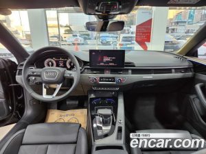 Audi A5 45 TFSI 4WD Premium Coupe 2023 года из Южной Кореи