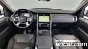 Land Rover Discovery D250 SE 2023 года из Южной Кореи