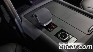 Land Rover Discovery D250 SE 2023 года из Южной Кореи