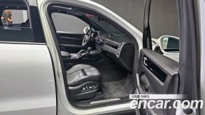 Porsche Cayenne 3.0 2020 года из Южной Кореи
