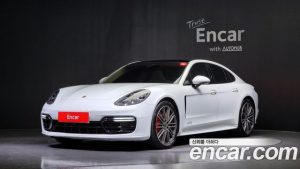 Porsche Panamera 4.0 GTS 2020 года из Южной Кореи