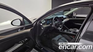 Kia K5 2.0 2023 года из Южной Кореи