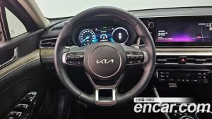 Kia K5 2.0 2023 года из Южной Кореи