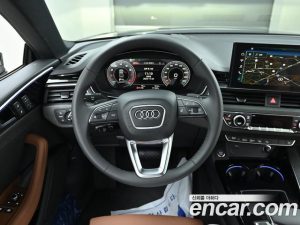 Audi A5 45 TFSI 4WD Premium Coupe 2023 года из Южной Кореи