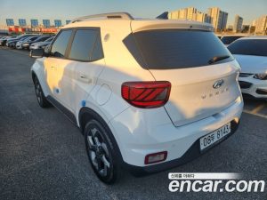 Hyundai Venue 1.6 Flux 2020 года из Южной Кореи