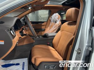 Bentley Bentayga 4.0 V8 2019 года из Южной Кореи