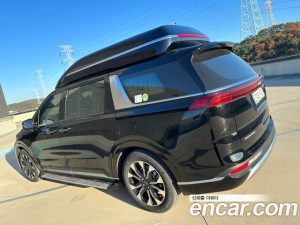 Kia Carnival 9-Seater HI-Limousine 2023 года из Южной Кореи