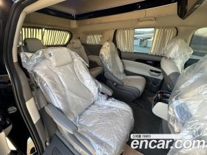 Kia Carnival 9-Seater HI-Limousine 2023 года из Южной Кореи
