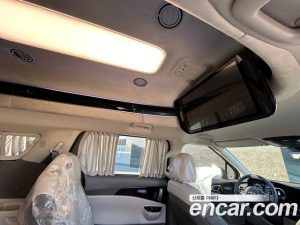 Kia Carnival 9-Seater HI-Limousine 2023 года из Южной Кореи