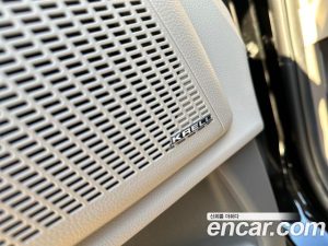 Kia Carnival 9-Seater HI-Limousine 2023 года из Южной Кореи