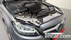 Mercedes-Benz C-Class C200 AMG Line 2021 года из Южной Кореи