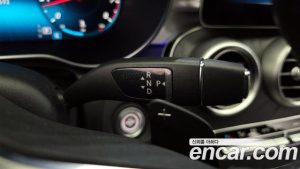 Mercedes-Benz C-Class C200 AMG Line 2021 года из Южной Кореи