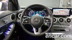 Mercedes-Benz C-Class C200 AMG Line 2021 года из Южной Кореи