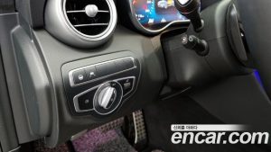 Mercedes-Benz C-Class C200 AMG Line 2021 года из Южной Кореи