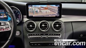 Mercedes-Benz C-Class C200 AMG Line 2021 года из Южной Кореи