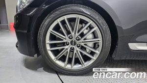 Kia K9 3.3 T-GDI AWD 2021 года из Южной Кореи