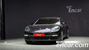 Porsche Panamera 3.0 AWD 2020 года из Южной Кореи