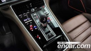 Porsche Panamera 3.0 AWD 2020 года из Южной Кореи