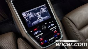 Porsche Panamera 3.0 AWD 2020 года из Южной Кореи