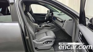 Porsche Cayenne 3.0 Coupe 2020 года из Южной Кореи