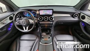 Mercedes-Benz GLC-Class GLC220 d 4MATIC 2021 года из Южной Кореи