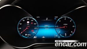 Mercedes-Benz GLC-Class GLC220 d 4MATIC 2021 года из Южной Кореи