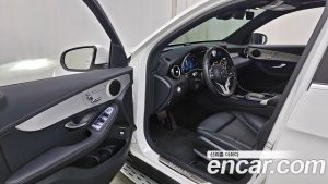Mercedes-Benz GLC-Class GLC220 d 4MATIC 2021 года из Южной Кореи