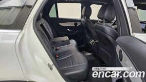 Mercedes-Benz GLC-Class GLC220 d 4MATIC 2021 года из Южной Кореи