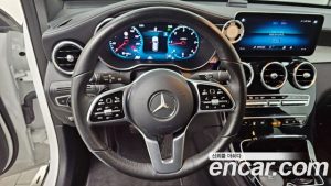 Mercedes-Benz GLC-Class GLC220 d 4MATIC 2021 года из Южной Кореи