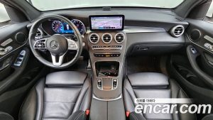 Mercedes-Benz GLC-Class GLC300 4MATIC Coupe 2020 года из Южной Кореи